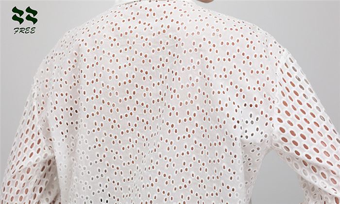 Blouse is embroiderd